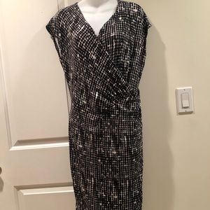 NWOT Anne Klein black and the hire faux wrap dress size XL